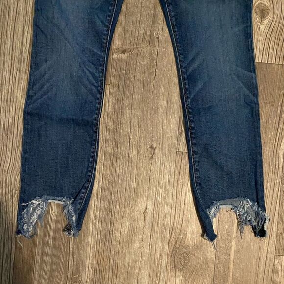 Hudson | Distressed Hem Skinny Denim | Size 28 - Picture 7 of 7